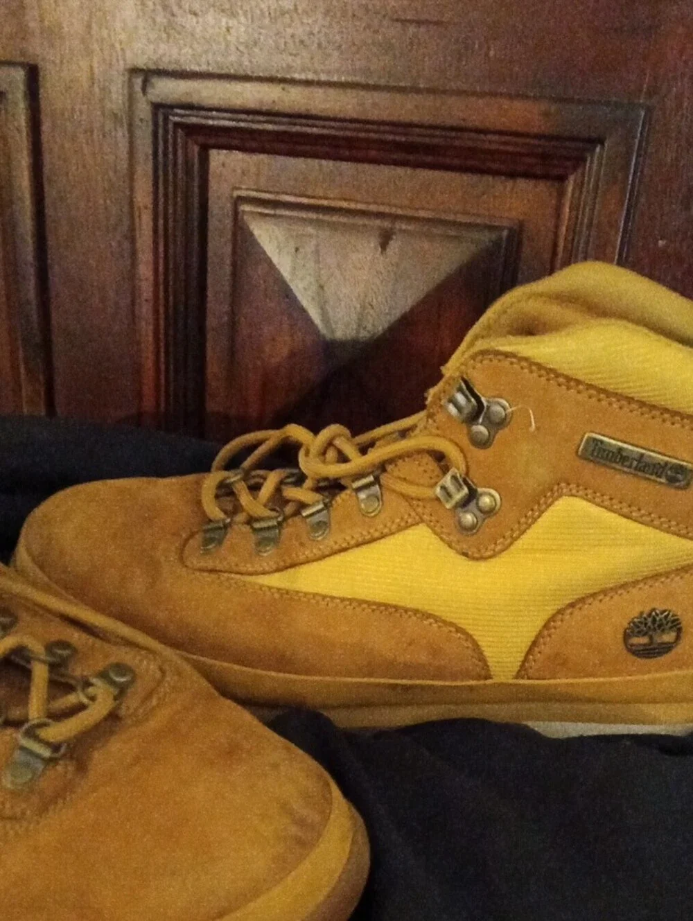 Timberland Men's Yellow-Tan Suede Work Style Hiking  Boots 10.5